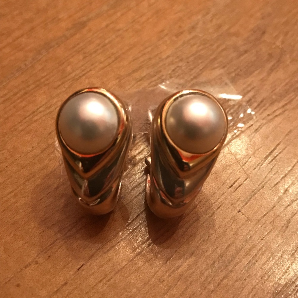 Signed Omar Torres 18Kt & Pearl Earrings
